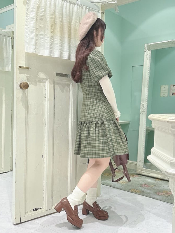 /240826staffstyling-2-3.jpg