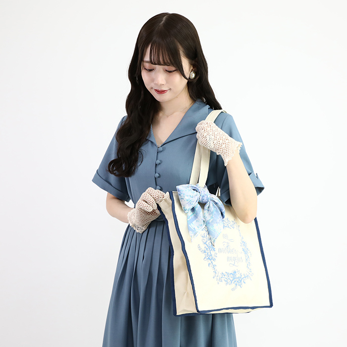 /assets/img/pages/noveltyfair-230303-angelus6.jpg