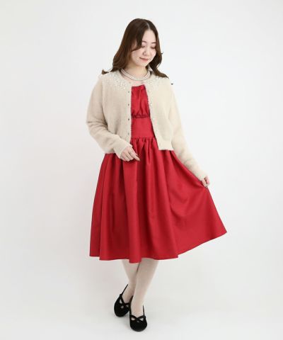 red / 153cm / layered with cardigan