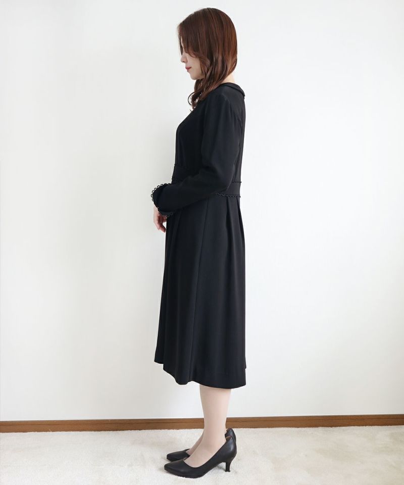 *スカラップレース使い丸衿ワンピース/F i.n.t Black Formal [22LE02j004]