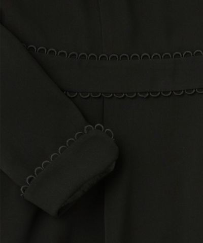 black / scalloped lace part up