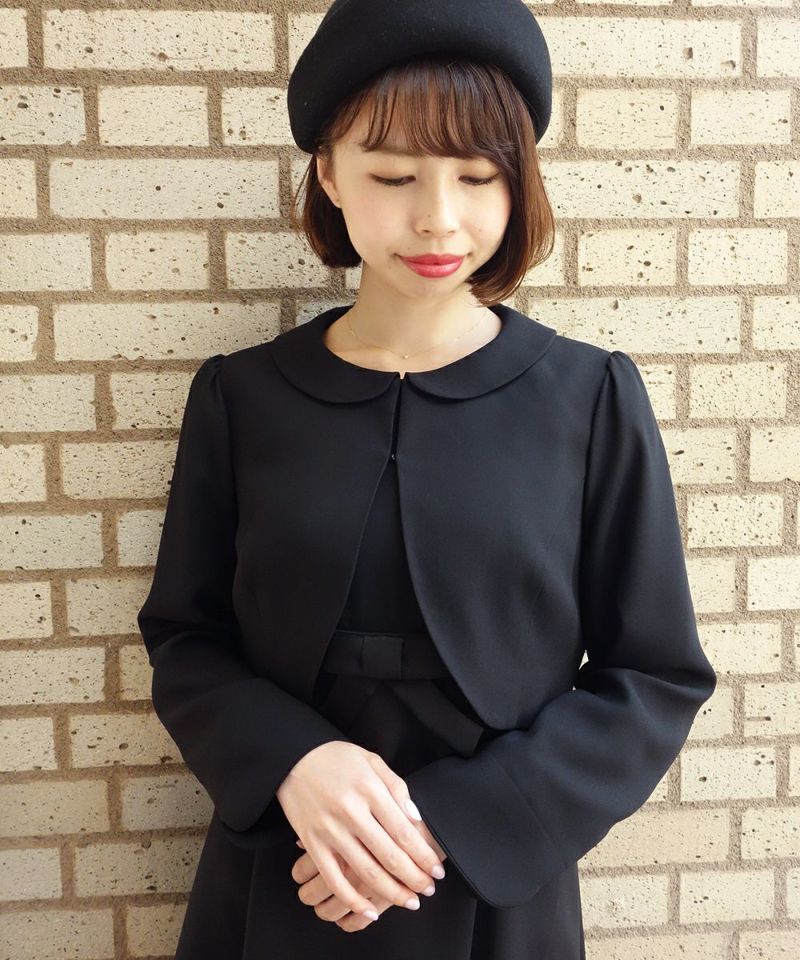 black / 158cm / Coordination with a round collar jacket