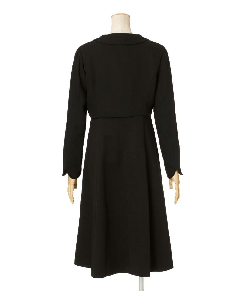black / Coordination with round collar jacket