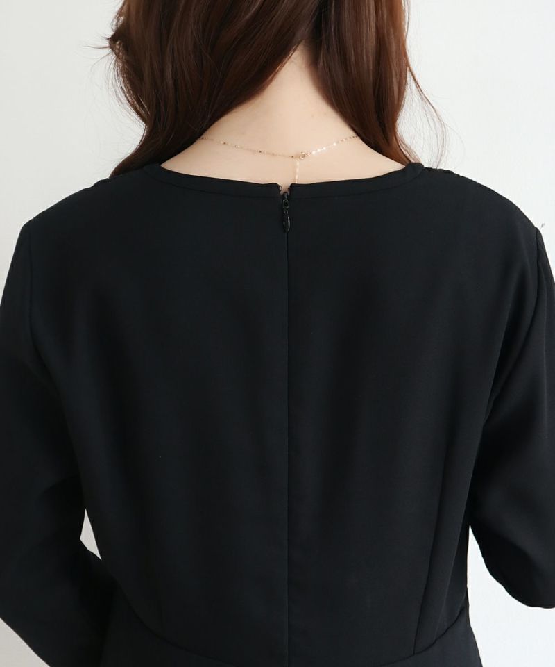 black / back zipper