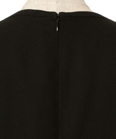 black / back zipper
