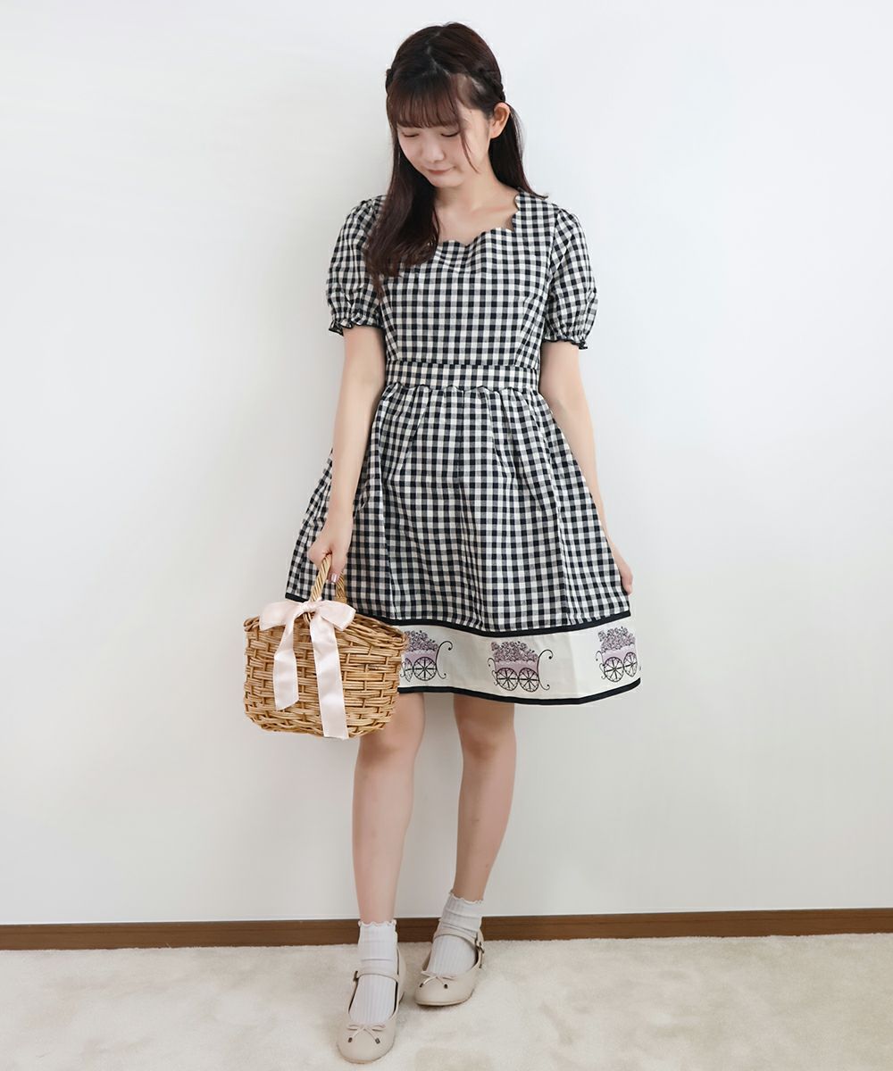 エリンフェザーストン ブラックカッティング フラワー ドレス  