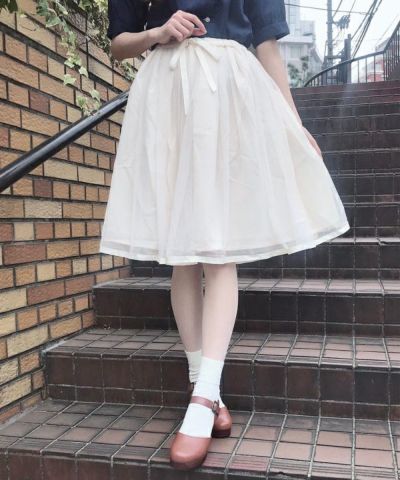 front up (off white)