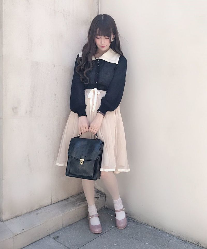 model:162cm(beige)