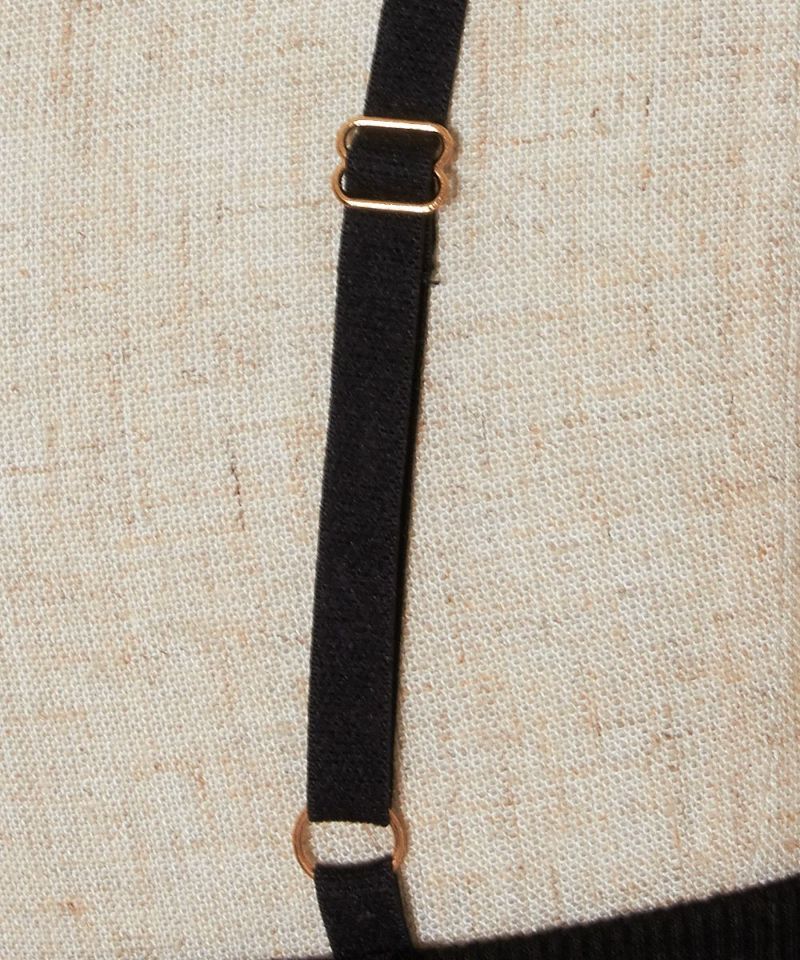 detail up (black)