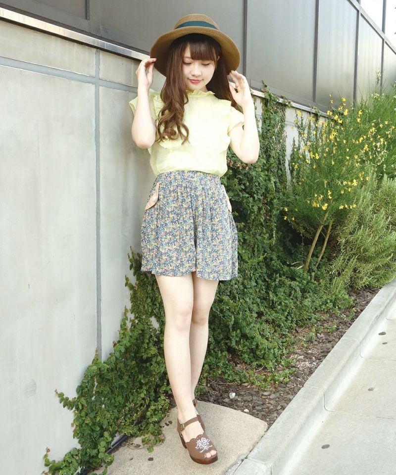 Model: 153 cm