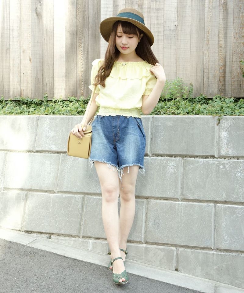 Model: 153 cm