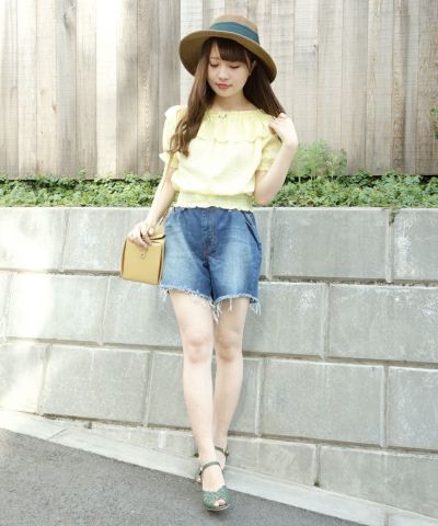 Model: 153 cm