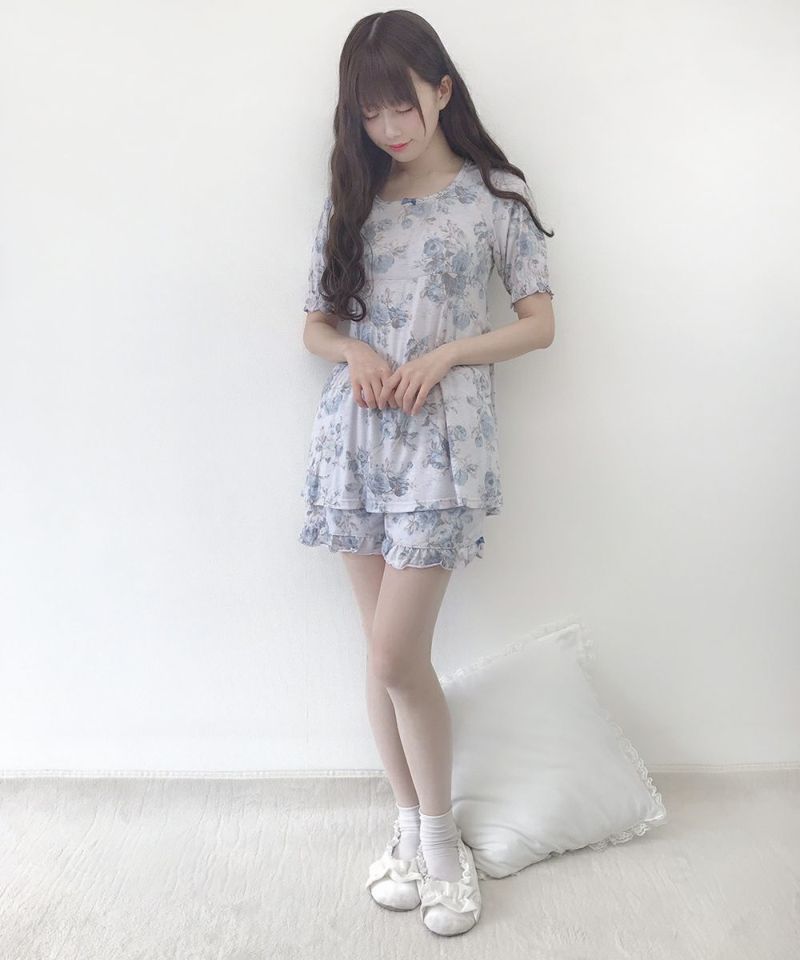 light blue / 162cm