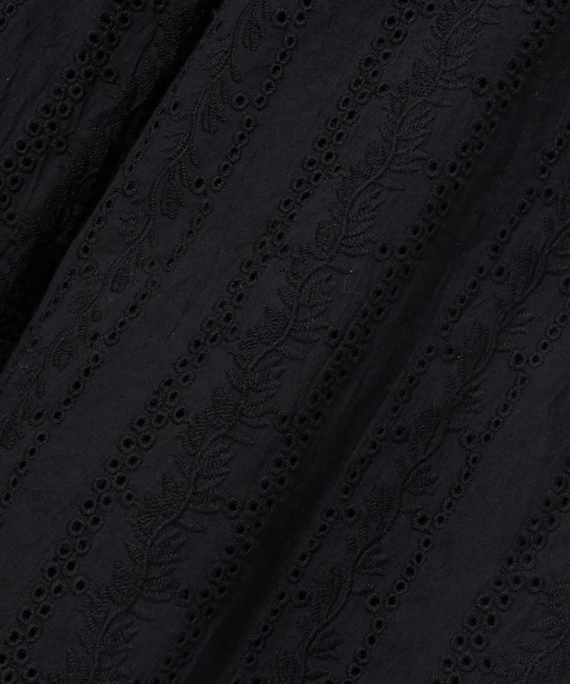 detail up (black)