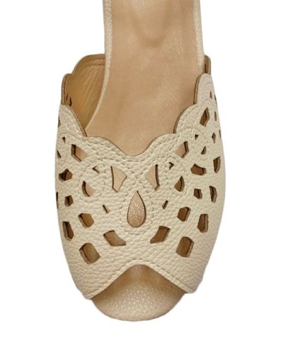 Detail up (ivory)