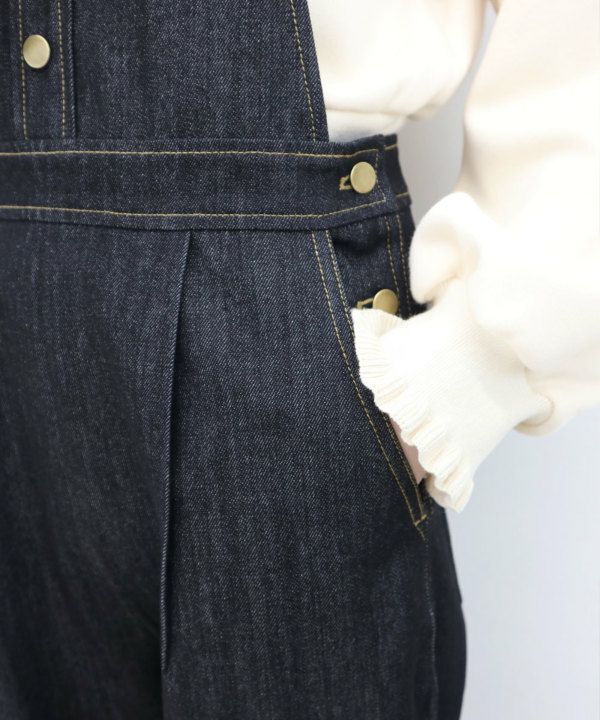black / pocket