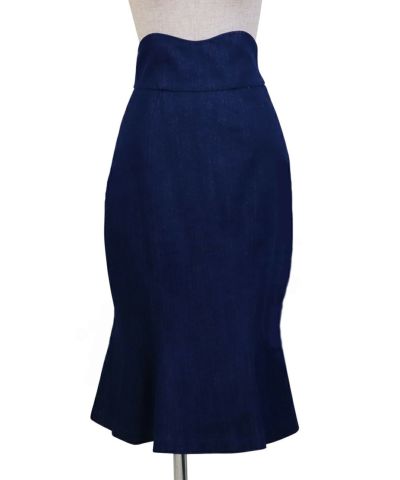 When suspenders are removed (indigo)