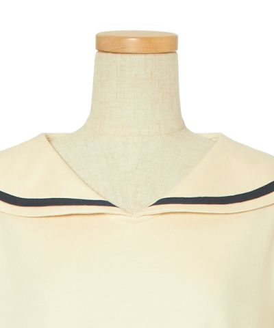 Collar up (ivory)