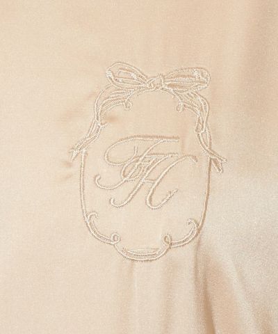 Embroidery up (pink beige)