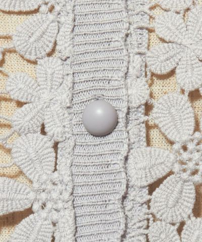 Button up (light gray)