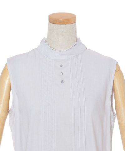 When the scarf is removed (light gray)