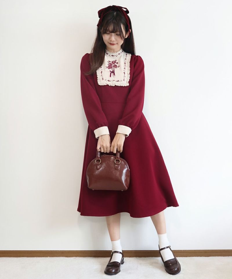 絵画風ヨーク刺繍ワンピース/F i.n.t [39AE02j004] | F i.n.t公式通販