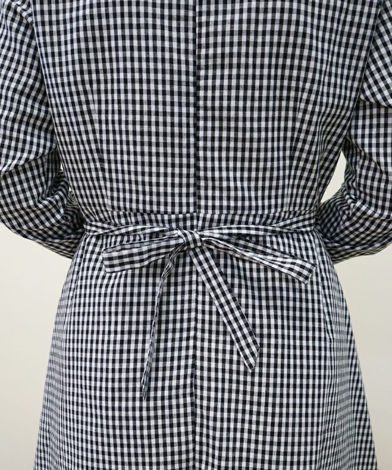 black × white / back ribbon