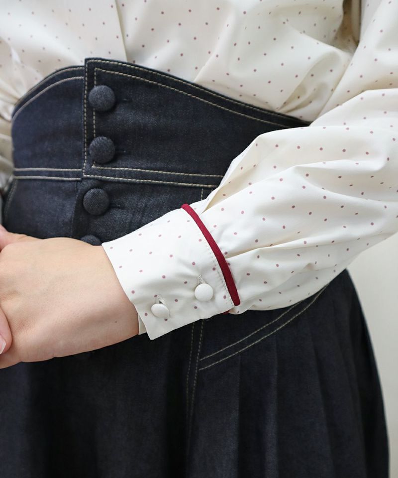 ivory × red / Sleeve part