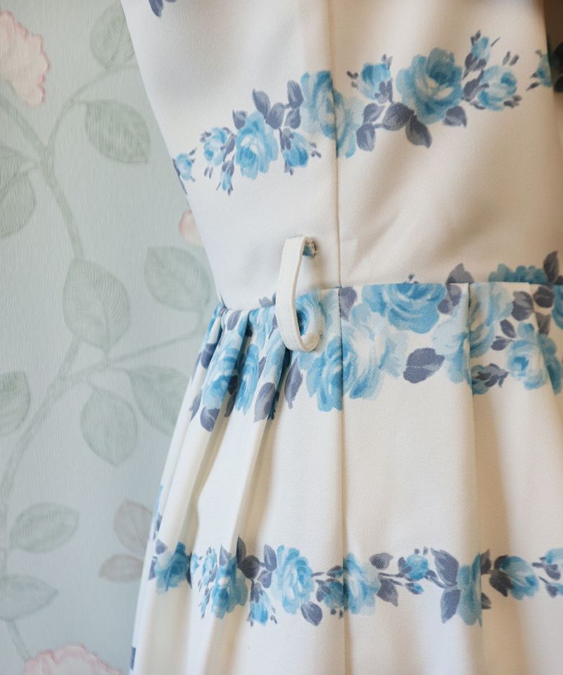 turquoise / Belt loop * Belt is not included