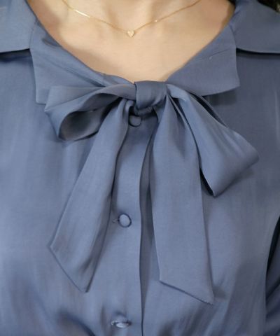 blue / bowtie part