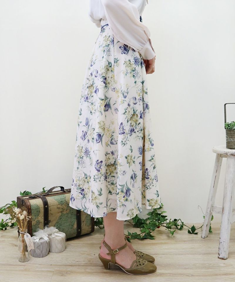 アートタッチ花柄セミフレアースカート/an another angelus