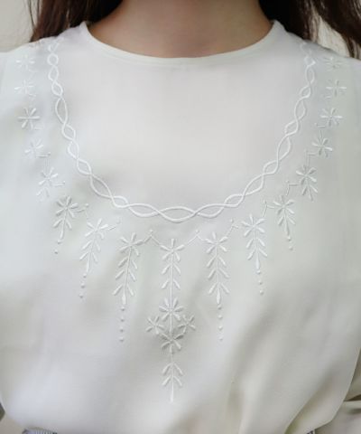 off white / 159cm / When the collar is removed