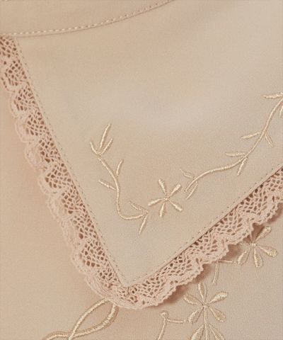 Collar up (beige)