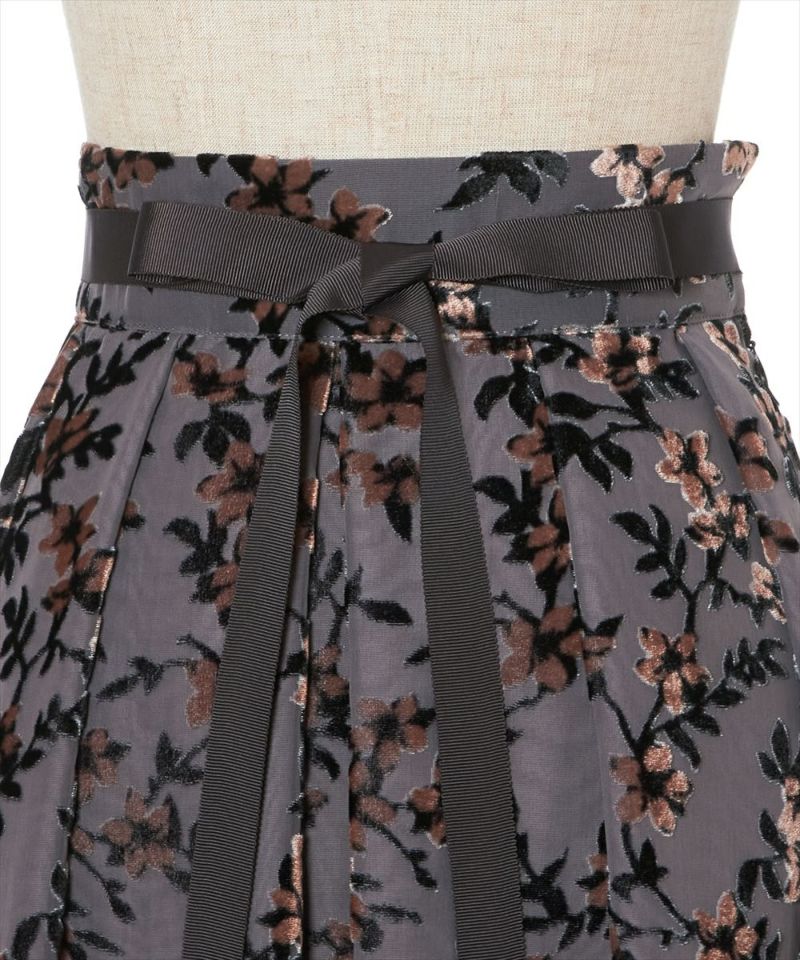 Front up (gray)