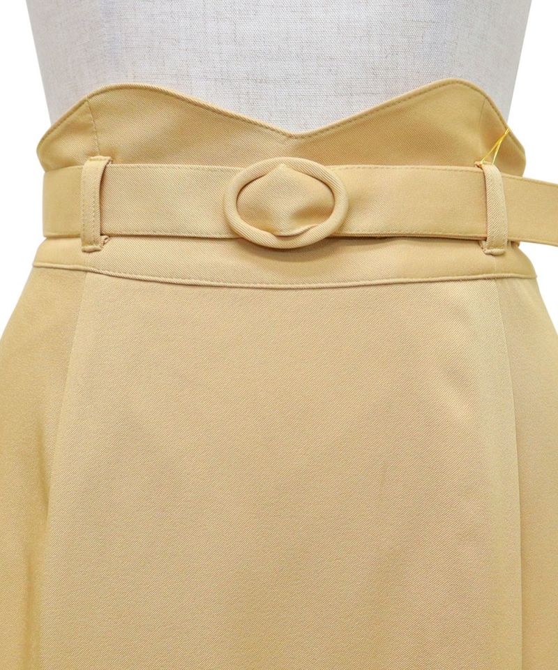 Front up (light yellow)
