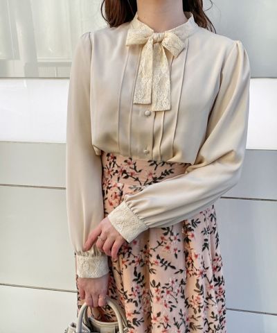 light beige / 153cm