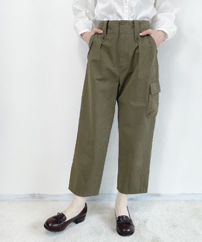 khaki / 162cm / S size wearing
