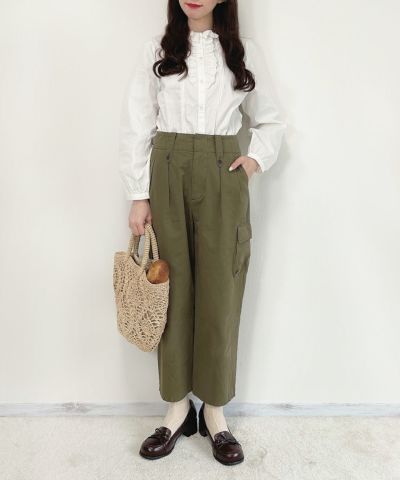 khaki / 162cm / S size wearing
