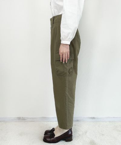 khaki / 162cm / S size wearing