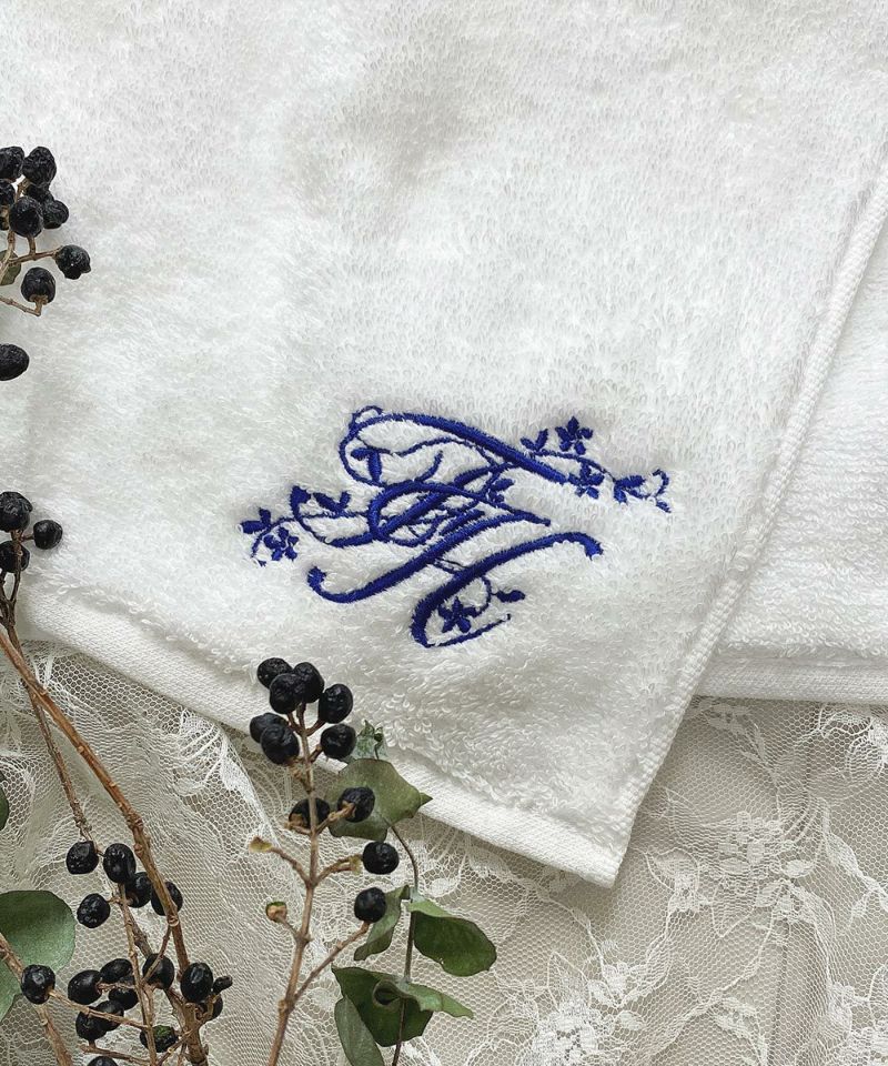 white × blue / logo embroidery