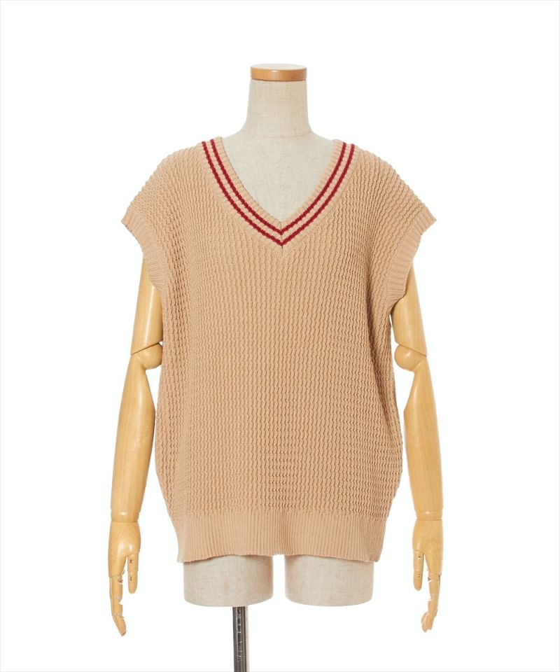 beige × red
