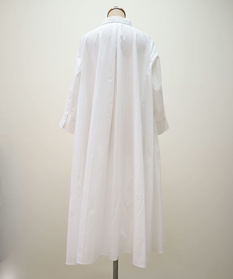 バック (white)