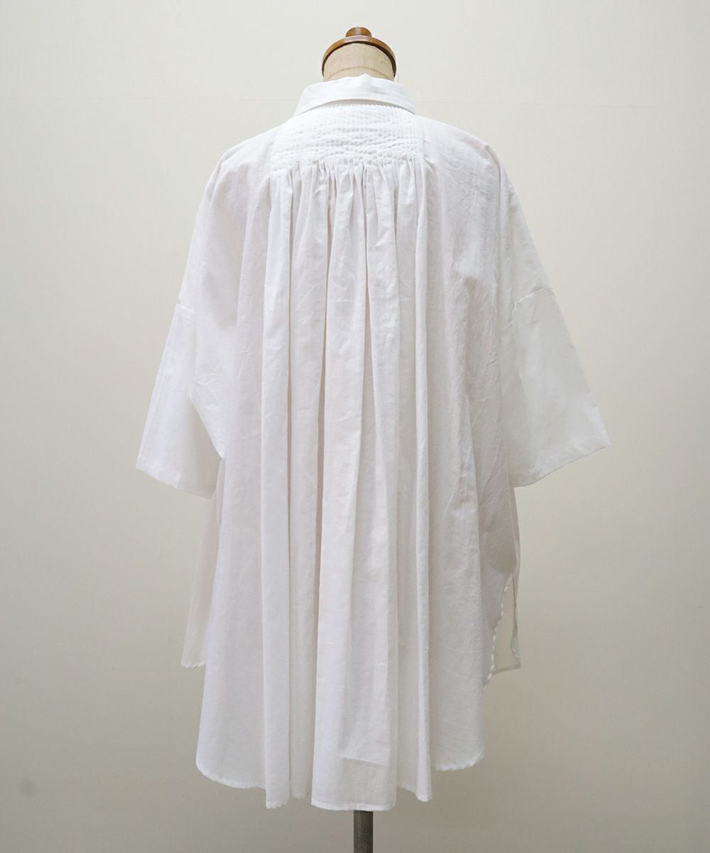 バック (white)
