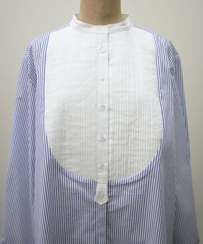 Front up (white x blue)