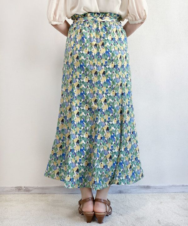 Light purple petal top and floral embroidered tulip skirt