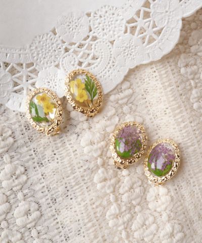 □Dried flower frame earrings/an another angelus [41BB04a004]
