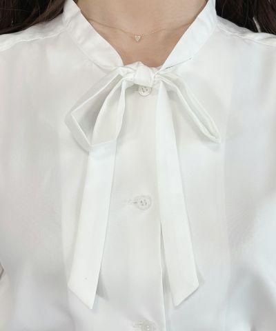 off white / bowtie