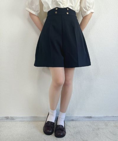 □Double button short pants/F i.n.t [41AH02k003]
