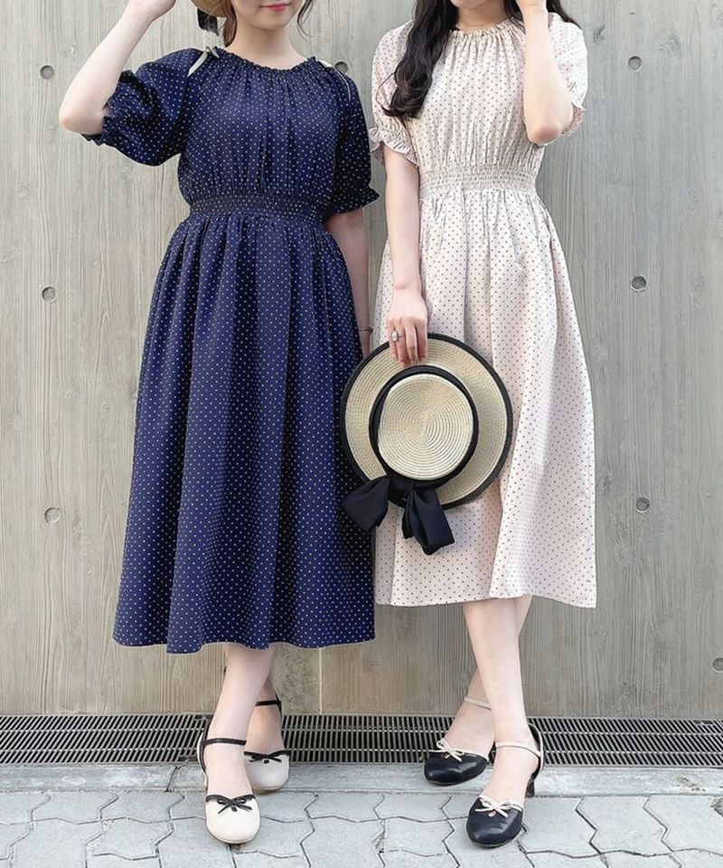 8/8まで メタモルフォーゼ　プードル柄　ワンピース 黒 ドット 刺繍 CELFORD 刺繍カラータイトワンピース 38サイズ - メルカリ