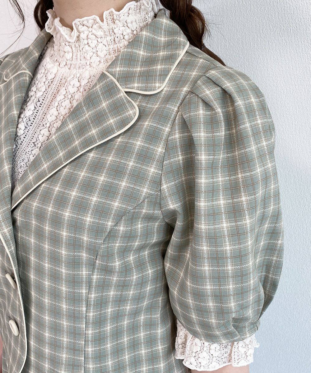 green×white / 袖